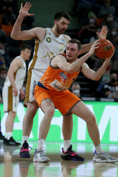 的惊喜与激 的惊喜与激