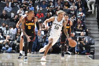 他用行动证 他用行动证